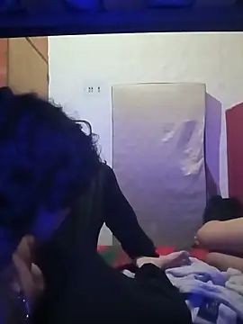 YoursexyJuan online show from June 5, 3:57 am