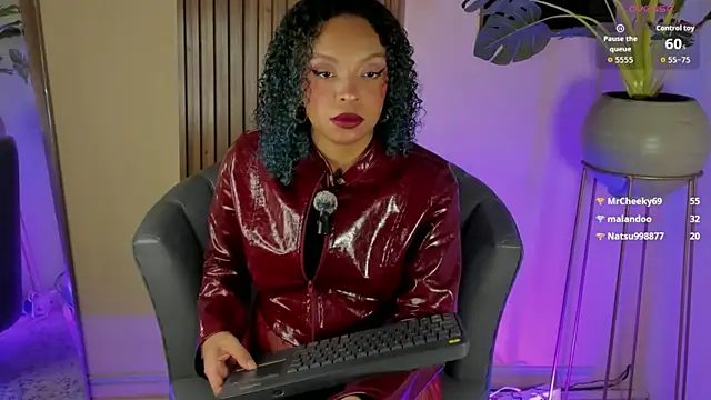 ened nessa online show from October 9, 12:58 pm