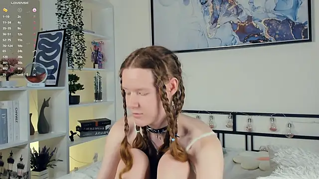 ZaraBluitt online show from March 22, 10:39 am