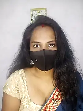 Snapshot of Choclet_bhabhi chatting on January 7, 12:31 pm Choclet bhabhi online show from January 7, 12:31 pm