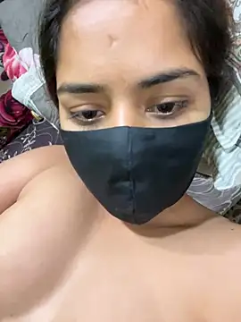 Black Glow online show from December 9, 10:32 am