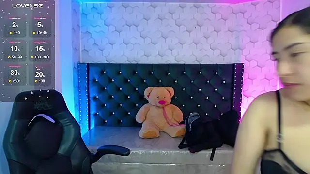 Sofi hot 4m online show from October 21, 1:01 pm