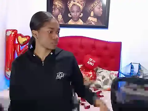 Snapshot of MISSANDRE4 chatting on February 14, 2:23 pm MISSANDRE4 online show from February 14, 2:23 pm