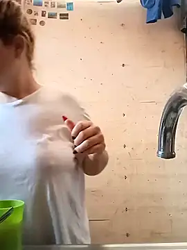 alexax0 online show from February 12, 3:05 pm