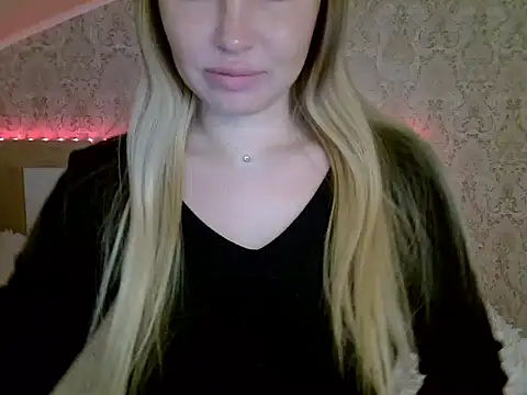Snapshot of Lucky_Anna chatting on December 29, 4:08 pm Lucky Anna online show from December 29, 4:08 pm