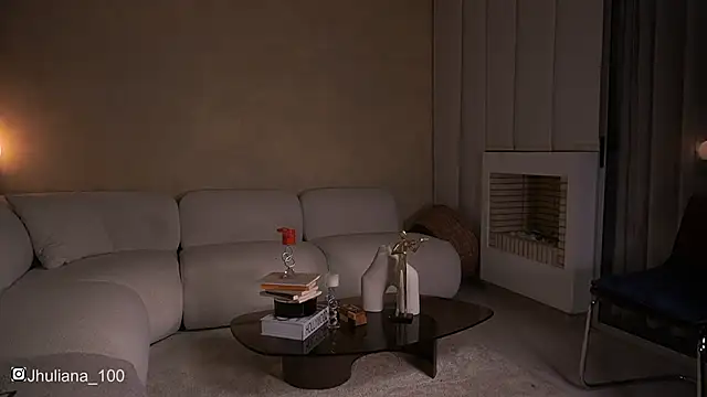 paulacora100 online show from November 3, 2:35 am