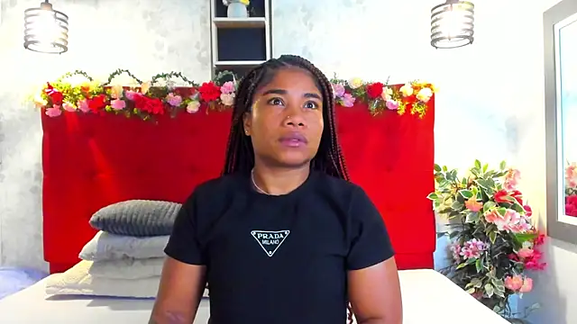 Snapshot of SilvannaFit chatting on April 26, 9:07 am SilvannaFit online show from April 26, 9:07 am