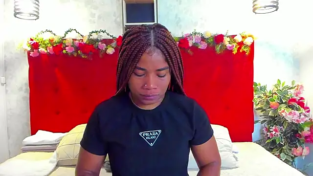 Snapshot of SilvannaFit chatting on May 24, 9:36 am SilvannaFit online show from May 24, 9:36 am