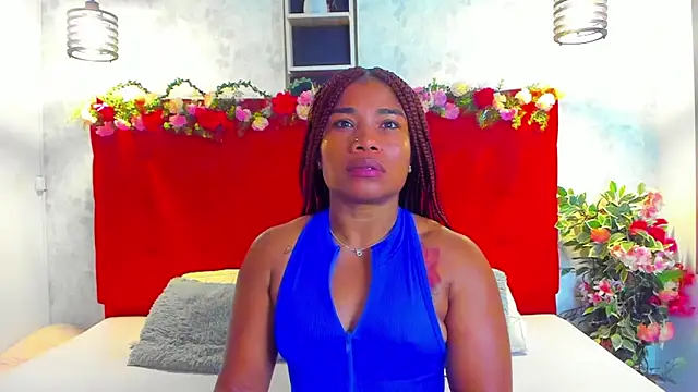 Snapshot of SilvannaFit chatting on May 25, 11:27 am SilvannaFit online show from May 25, 11:27 am