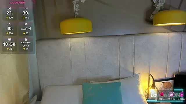 frreeya online show from November 19, 3:12 pm