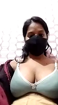 Snapshot of Shivani_Tivari chatting on December 26, 9:22 am Shivani Tivari online show from December 26, 9:22 am