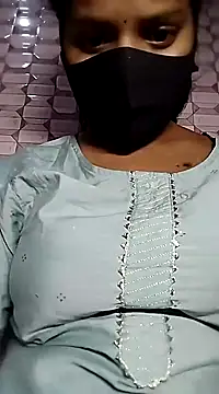 Snapshot of Shivani_Tivari chatting on December 26, 9:47 pm Shivani Tivari online show from December 26, 9:47 pm