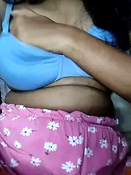 Snapshot of Shivani_Tivari chatting on March 2, 7:02 pm Shivani Tivari online show from March 2, 7:02 pm