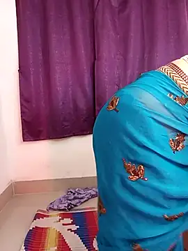 Snapshot of Sneha_gril chatting on February 24, 6:27 am Sneha gril online show from February 24, 6:27 am