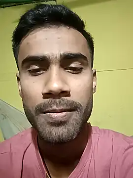 Snapshot of Skinny_Bigass_23 chatting on January 3, 12:19 pm Skinny Bigass 23 online show from January 3, 12:19 pm