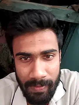 Snapshot of Skinny_Bigass_23 chatting on February 6, 11:10 am Skinny Bigass 23 online show from February 6, 11:10 am