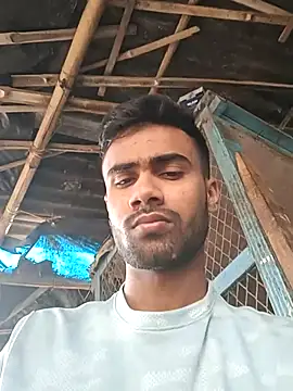 Snapshot of Skinny_Bigass_23 chatting on February 20, 6:24 pm Skinny Bigass 23 online show from February 20, 6:24 pm