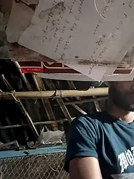 Snapshot of Skinny_Bigass_23 chatting on March 1, 4:00 pm Skinny Bigass 23 online show from March 1, 4:00 pm