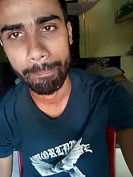 Snapshot of Skinny_Bigass_23 chatting on November 4, 5:39 am Skinny Bigass 23 online show from November 4, 5:39 am