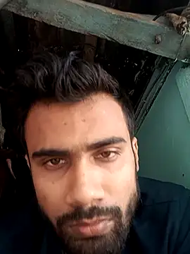 Snapshot of Skinny_Bigass_23 chatting on November 6, 7:09 am Skinny Bigass 23 online show from November 6, 7:09 am