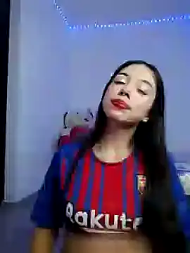 Snapshot of Aaliyah_Salma chatting on March 7, 4:24 am Aaliyah Salma online show from March 7, 4:24 am