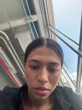 Snapshot of Aaliyah_Salma chatting on May 26, 3:41 pm Aaliyah Salma online show from May 26, 3:41 pm