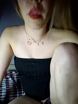 SUSELLAM1 online show from December 14, 9:13 pm