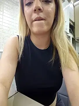 SUSELLAM1 online show from December 22, 3:22 pm