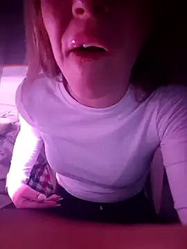 SUSELLAM1 online show from February 6, 7:29 pm