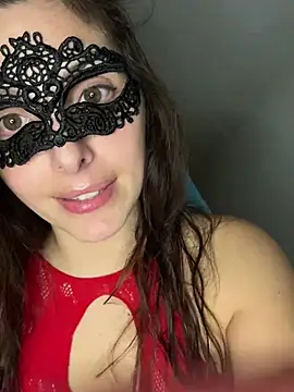 Snapshot of LeMagique- chatting on March 6, 10:15 pm LeMagique- online show from March 6, 10:15 pm