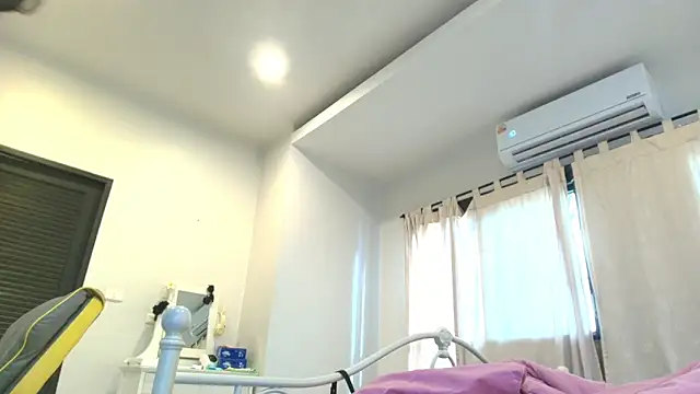 Snapshot of seo_yeon_ chatting on December 31, 12:43 am seo yeon online show from December 31, 12:43 am