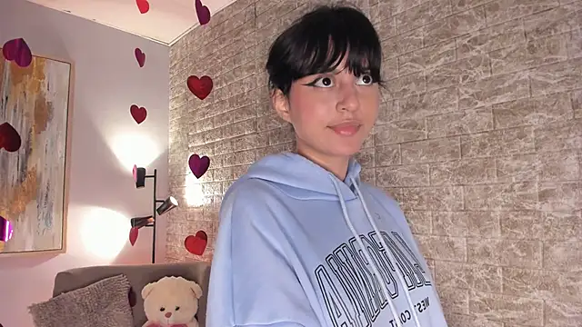 Snapshot of tamara_aluna chatting on February 14, 4:20 pm tamara aluna online show from February 14, 4:20 pm