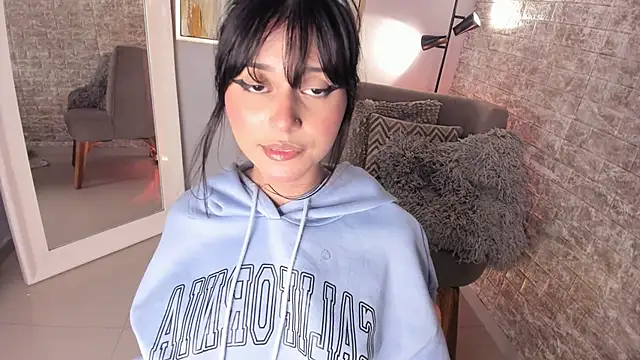 Snapshot of tamara_aluna chatting on February 22, 2:30 pm tamara aluna online show from February 22, 2:30 pm