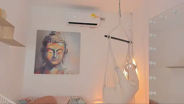 Snapshot of tamara_aluna chatting on March 22, 9:31 pm tamara aluna online show from March 22, 9:31 pm