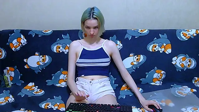 Snapshot of Ivy_Lester chatting on July 15, 6:02 pm Ivy Lester online show from July 15, 6:02 pm