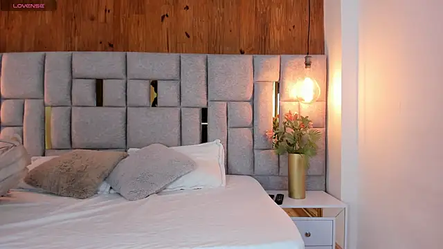 Saori newman online show from February 20, 12:04 pm