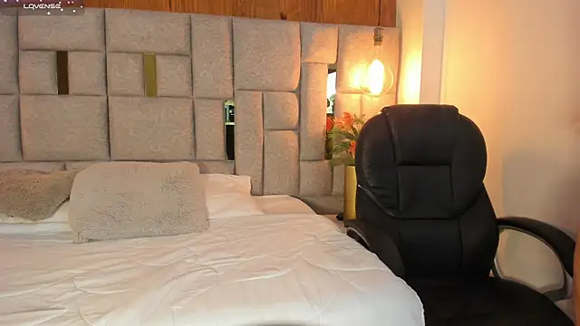 Saori newman online show from March 7, 12:01 pm