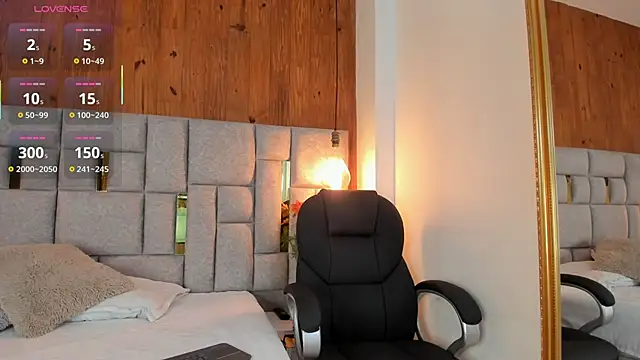 Saori newman online show from September 30, 11:59 am