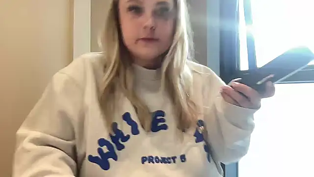 Snapshot of blairbella chatting on March 13, 4:23 pm blairbella online show from March 13, 4:23 pm