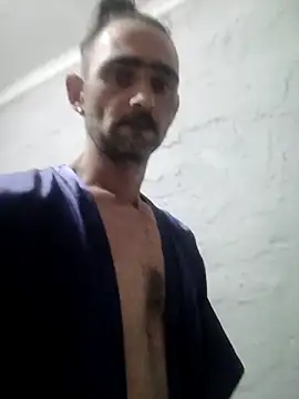 Snapshot of fuckbunny84b chatting on February 17, 3:36 am fuckbunny84b online show from February 17, 3:36 am