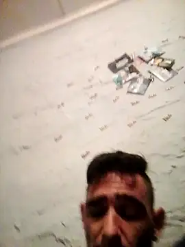 Snapshot of fuckbunny84b chatting on March 18, 3:31 pm fuckbunny84b online show from March 18, 3:31 pm