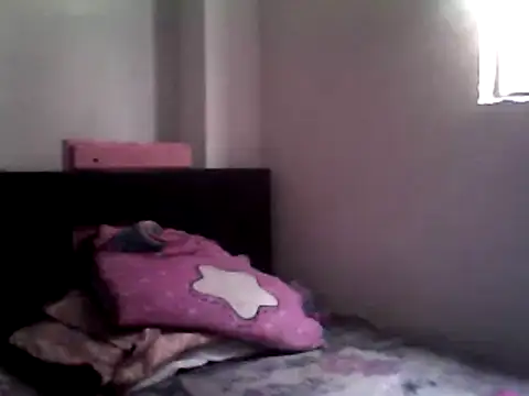 ariana crazzy online show from March 1, 4:22 pm