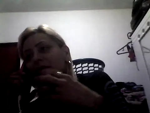 ariana crazzy online show from March 21, 10:17 pm