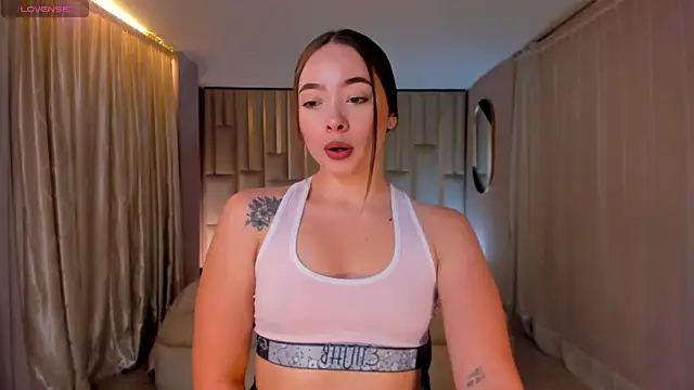 AlinaKravitz online show from September 26, 11:47 am