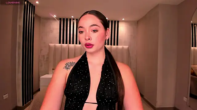 AlinaKravitz online show from January 8, 11:45 am