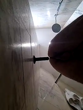 dym251211 online show from December 4, 5:22 pm