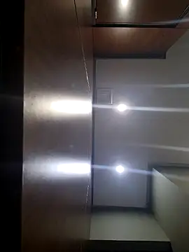 dym251211 online show from December 5, 11:40 pm