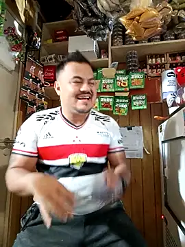 TheBriiaand30 online show from March 3, 3:07 pm