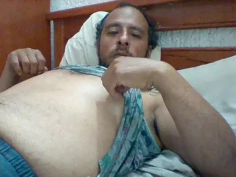 Snapshot of deditos chatting on December 1, 4:29 pm deditos online show from December 1, 4:29 pm