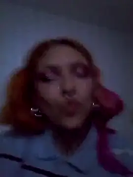 Snapshot of littledoll_juicy chatting on March 15, 8:37 am littledoll juicy online show from March 15, 8:37 am